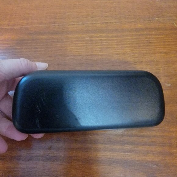 Authentic COACH Black Leather MEDIUM Hard Clam Shell Case for Sunglasses - Picture 5 of 7